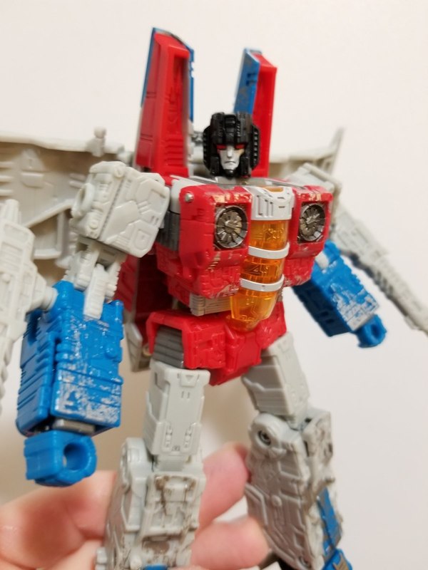 Siege Voyager Starscream Running Change Means Seeker No Longer Has Something To Get Off His Chest  (1 of 3)